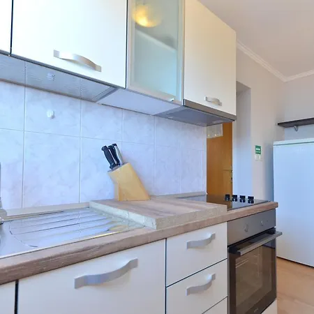 Riva1 And Guest house Prizba